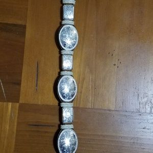 Justin leather belt size 32